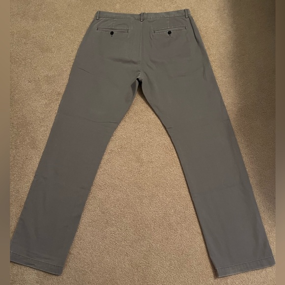 Men’s Gray Chino Pants By Club Monaco size 34/34 Kennedy Fit. - Picture 6 of 8